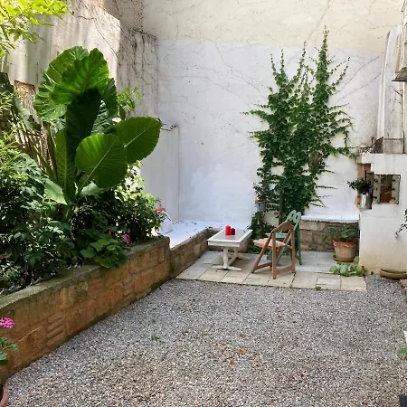A-16. Amazing Sunny Patio Close To Acropolis